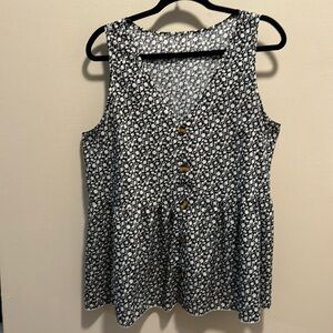 Women’s sleeveless blouse size XL